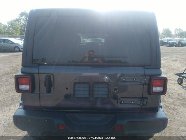 1C4HJXEG5PW501648 Jeep Wrangler Sahara