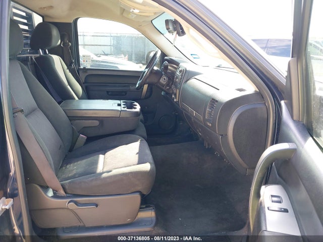 2011 CHEVROLET SILVERADO 1500 LT VIN: 1GCNCSE06BZ412696