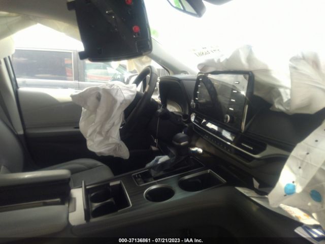 2021 TOYOTA SIENNA 5TDZRKEC0MS047009 Photo 4