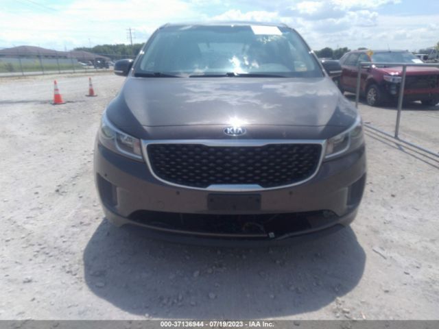 KNDMB5C13H6308883 KIA SEDONA LX