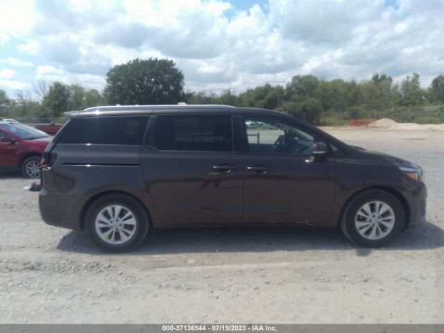 KNDMB5C13H6308883 KIA SEDONA LX