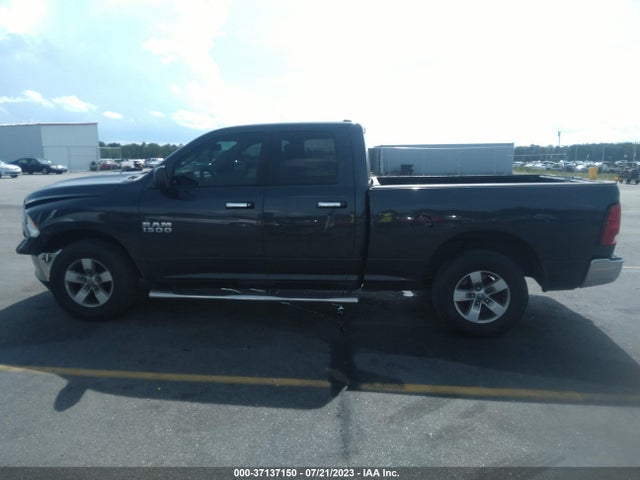 2015 RAM 1500 SLT VIN: 1C6RR6GG3FS529627