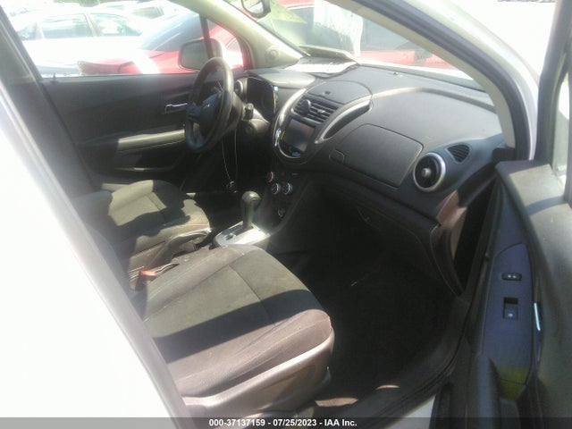 Chevrolet TRAX LS 2016 3GNCJKSB9GL275553 Image 5