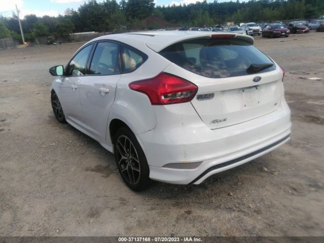 1FADP3K2XGL200654 Ford FOCUS SE