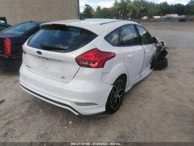 1FADP3K2XGL200654 Ford FOCUS SE