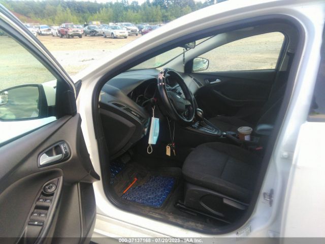 1FADP3K2XGL200654 Ford FOCUS SE