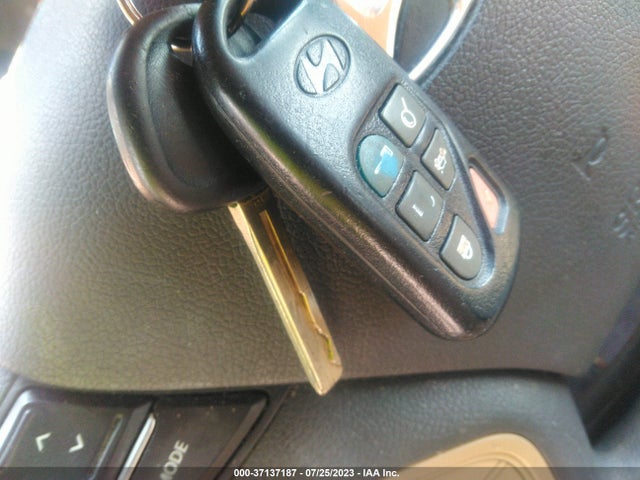 2013 HYUNDAI SONATA GLS PZEV VIN: 5NPEB4AC2DH620650