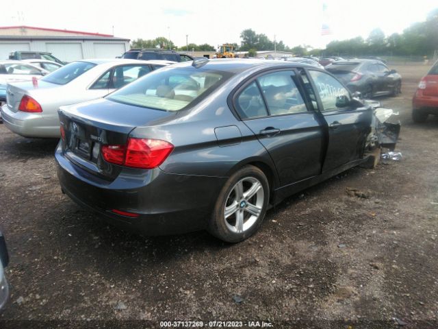 WBA3C3G5XFNS75696 BMW 3 Series 320i Xdrive