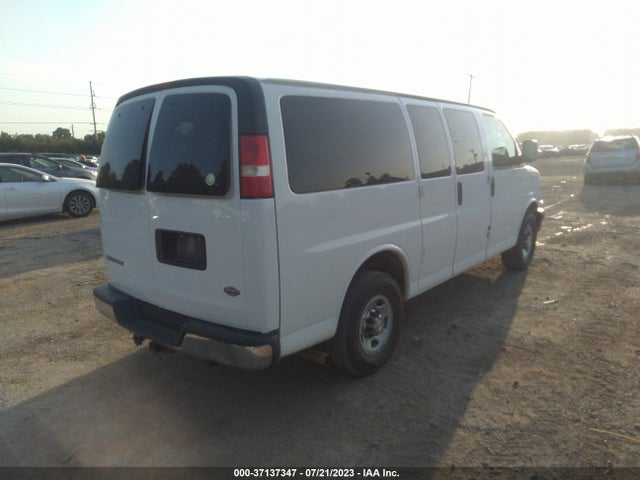 Chevrolet Express Passenger Lt 2015 1GAWGRFF2F1210987 Image 4