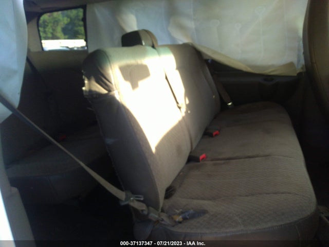 2015 CHEVROLET EXPRESS PASSENGER LT VIN: 1GAWGRFF2F1210987