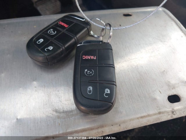 ZACCJABT0FPB57965 Jeep Renegade Latitude