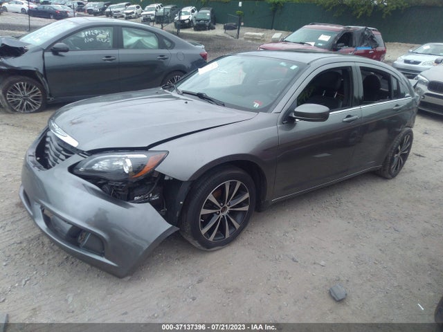 2011 CHRYSLER 200 S VIN: 1C3BC8FG2BN577612