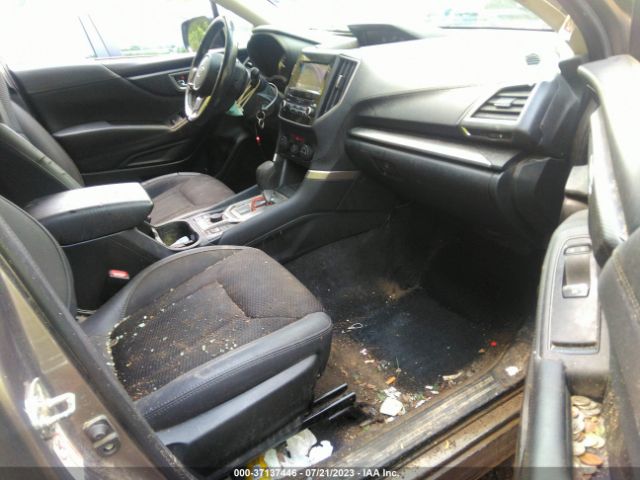 JF2SKAEC4KH441759 Subaru Forester Premium