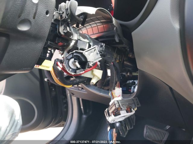 KNDJN2A29G7301790 KIA Soul Base