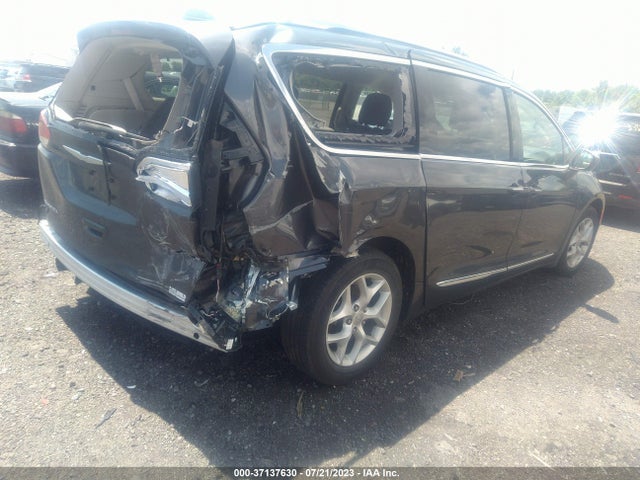 2C4RC1EG4HR684627 Chrysler Pacifica Touring-l Plus