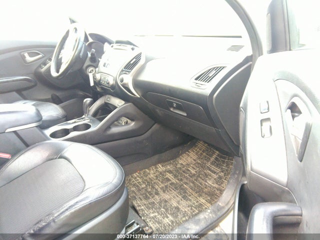 2011 HYUNDAI TUCSON GLS PZEV VIN: KM8JUCAC4BU196115