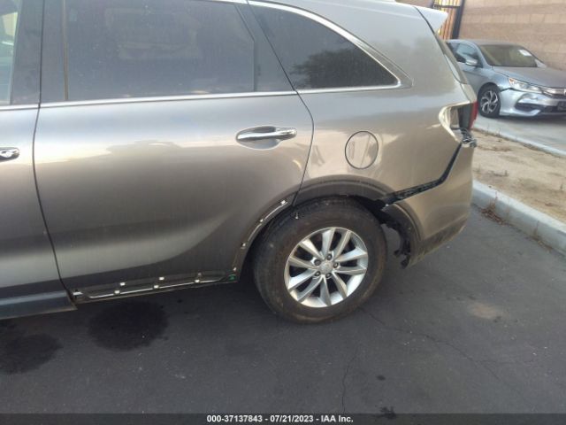 5XYPG4A32GG043298 KIA SORENTO LX