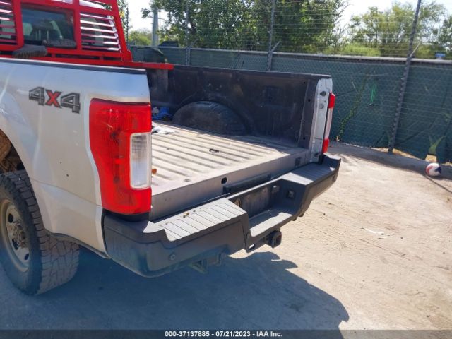 1FT7W2BT4HEE19547 Ford Super Duty F-250 Srw Lariat/platinum