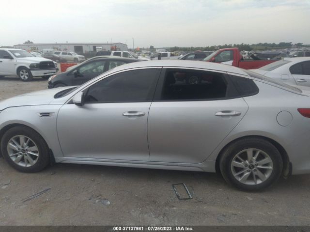 5XXGT4L38HG157093 KIA Optima Lx