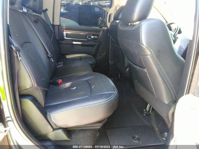 1C6RR7NM2JS338661 RAM 1500 Laramie