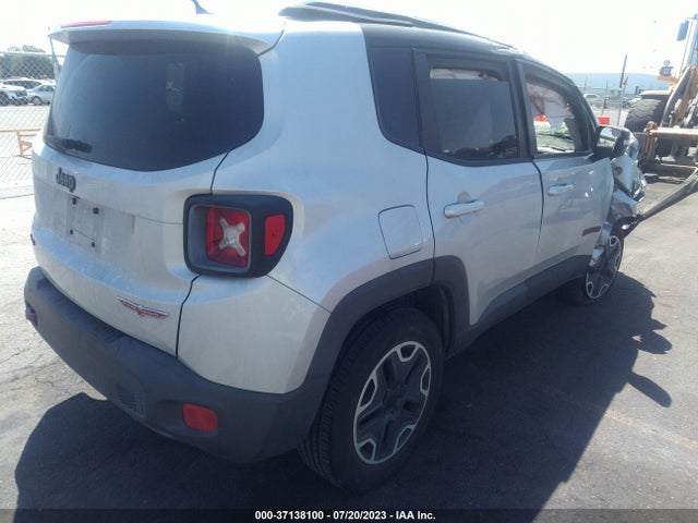 ZACCJBCT2FPB21093 Jeep Renegade Trailhawk