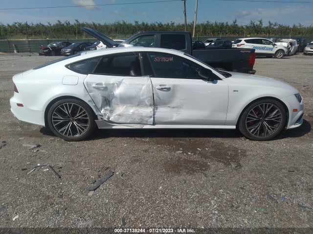 2017 Audi A7, VIN: WAUW3AFC6HN054696