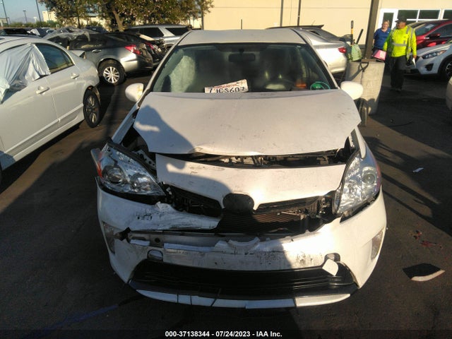 Toyota Prius Four 2015 JTDKN3DU2F0416195 Image 4