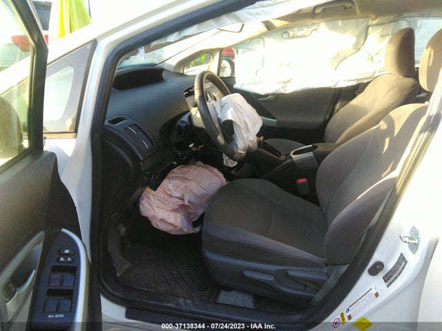 Toyota Prius Four 2015 JTDKN3DU2F0416195 Image 11
