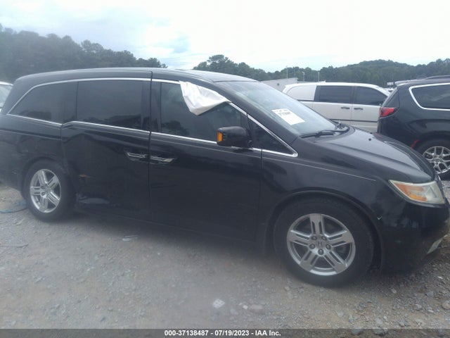 2011 HONDA ODYSSEY TOURING VIN: 5FNRL5H95BB081645