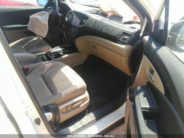 Honda Pilot Touring 7-passenger 2020 5FNYF6H60LB007355 Image 5
