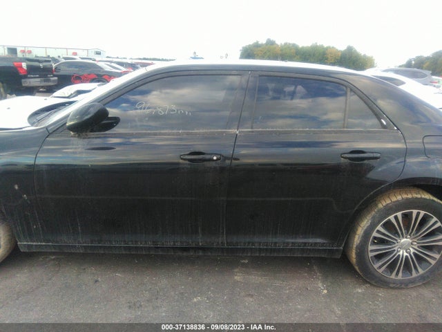 Chrysler 300 S 2014 2C3CCAGG5EH190379 Image 15