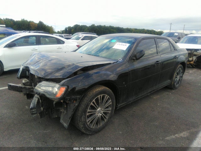 Chrysler 300 S 2014 2C3CCAGG5EH190379 Image 2