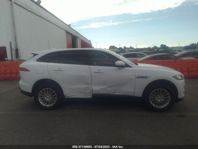 Jaguar F-pace 20d 2017 SADCS2BN1HA086280 Image 13