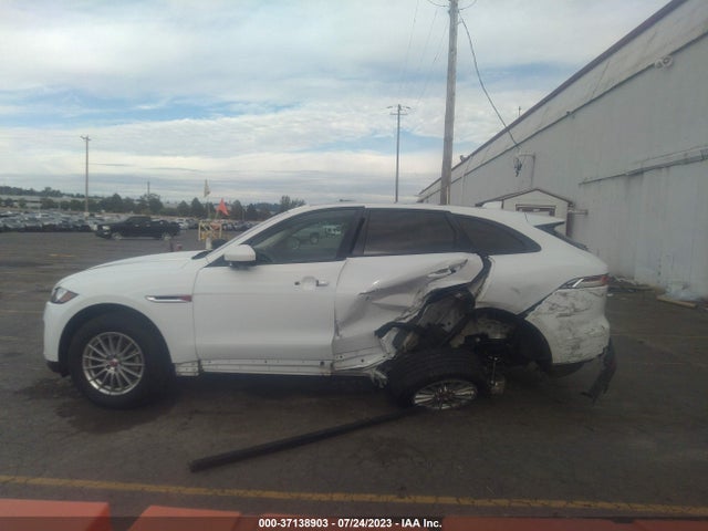 Jaguar F-pace 20d 2017 SADCS2BN1HA086280 Image 14