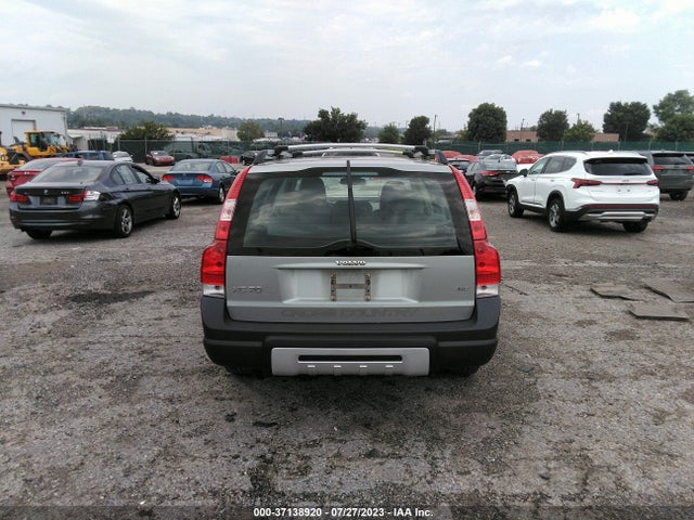 2005 VOLVO XC70 VIN: YV1SZ592851196068