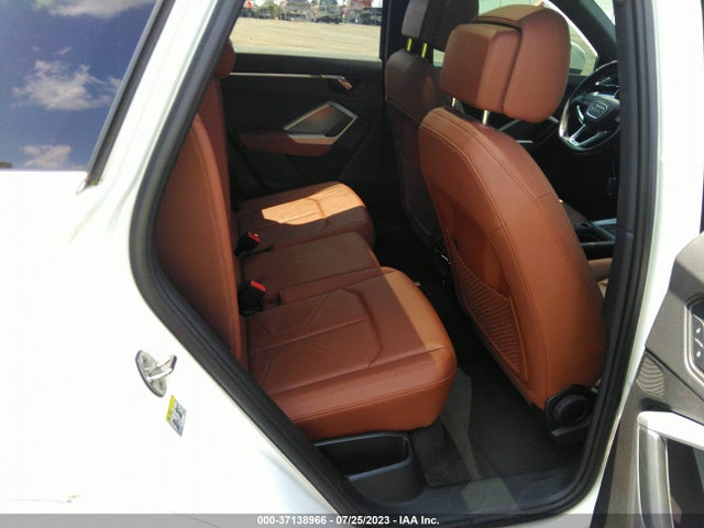 WA1AECF39L1058268 Audi Q3 PREMIUM