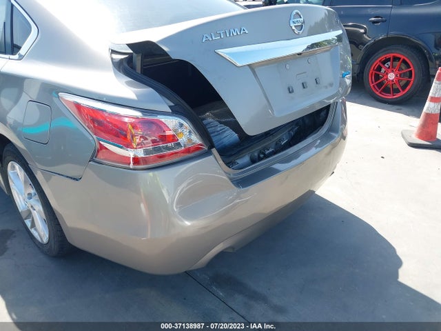 2014 NISSAN ALTIMA 2.5 SV VIN: 1N4AL3AP3EN240006