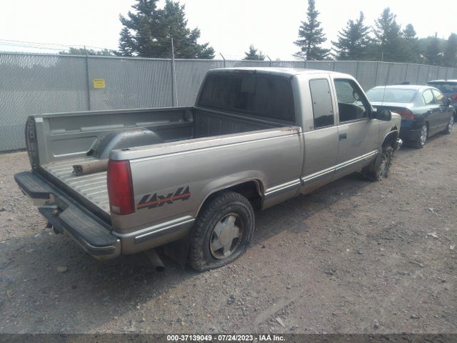 1998 CHEVROLET C/K 1500 VIN: 1GCEK19R3WE141387