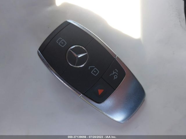 55SWF8DB9KU299686 Mercedes-Benz C-class C 300
