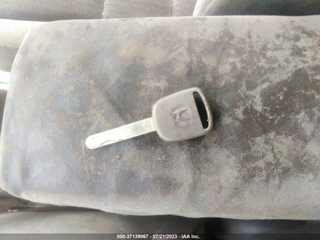 2005 HONDA ACCORD SDN LX VIN: 1HGCM56415A080971