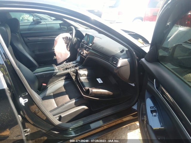 2018 HONDA ACCORD SEDAN SPORT 2.0T VIN: 1HGCV2F33JA002091