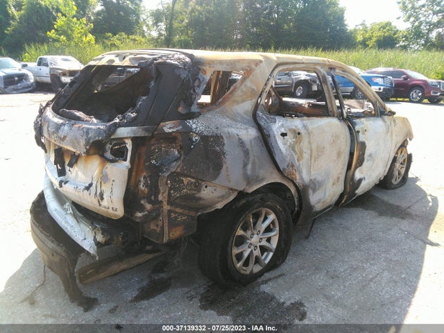 Chevrolet EQUINOX LT 2018 3GNAXSEV0JS564832 Image 4