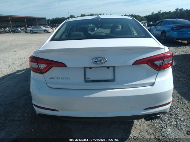 2016 HYUNDAI SONATA 2.4L SE VIN: 5NPE24AF2GH334523
