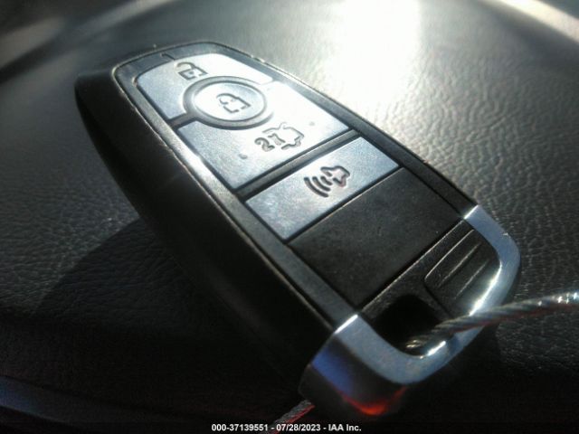 3FA6P0HD4HR276955 Ford FUSION SE