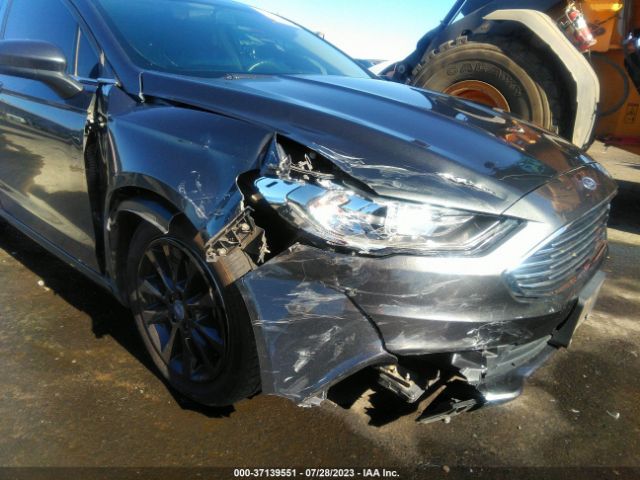 3FA6P0HD4HR276955 Ford FUSION SE