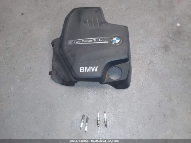 WBA8E5G51JNV02715 BMW 3 Series 320i Xdrive