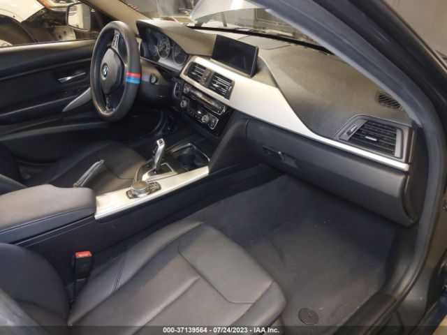 WBA8E5G51JNV02715 BMW 3 Series 320i Xdrive
