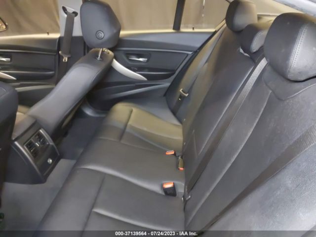 WBA8E5G51JNV02715 BMW 3 Series 320i Xdrive
