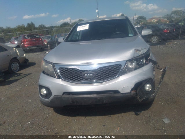 2011 KIA SORENTO EX VIN: 5XYKU4A2XBG002338