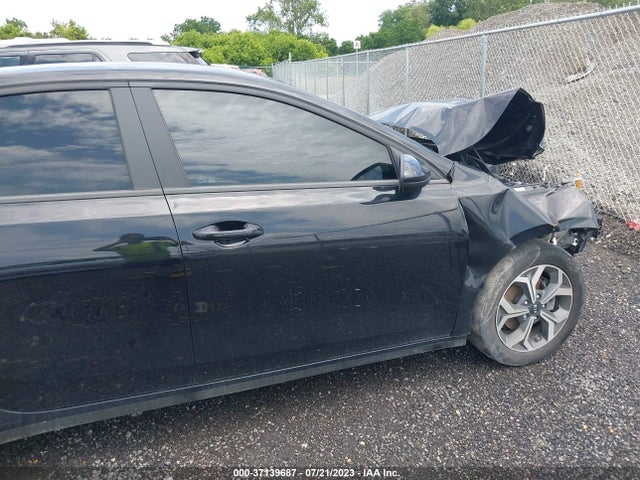 2021 KIA FORTE FE VIN: 3KPF24AD3ME369428
